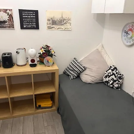 Sleeps 5 - Budget-friendly Flat - And Cozy Niza