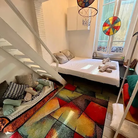 Apartamento Sleeps 5 - Budget-friendly Flat - And Cozy Niza