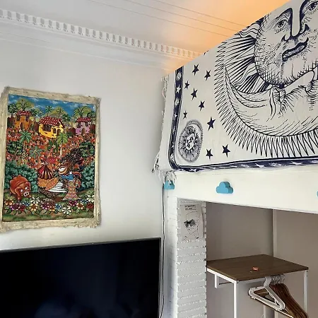 Sleeps 5 - Budget-friendly Flat - And Cozy Apartamento *